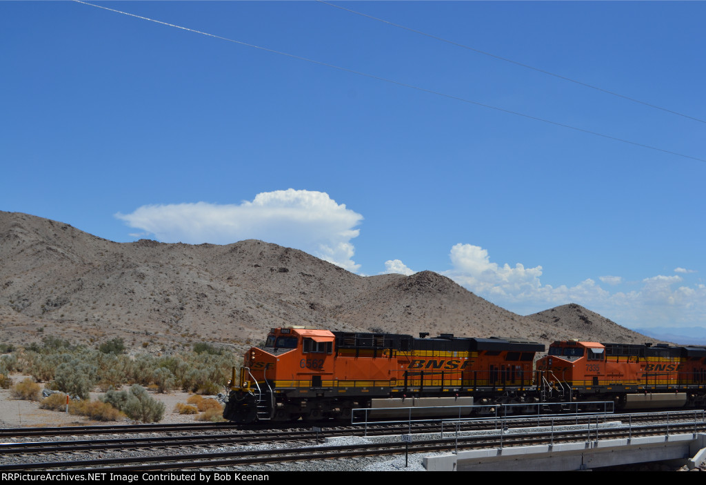 BNSF 6562